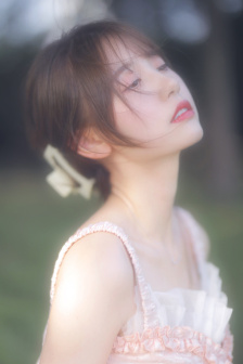 绝世小乳娘